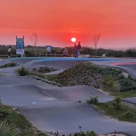 Apartmán Lumineux Avec 2 Au Coeur De Merville-franceville - Fr-1-465-111 *